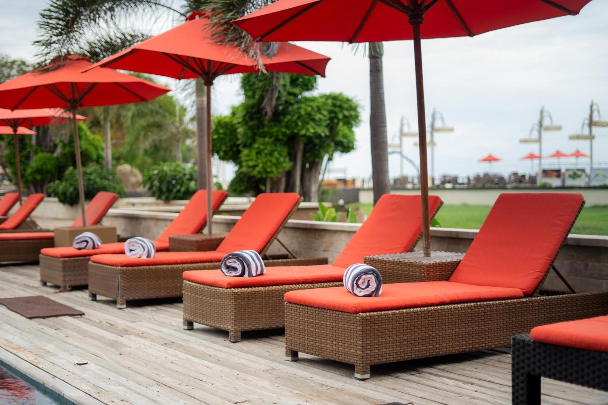 Ombak Sunset Hotel Gili Trawangan Exterior foto