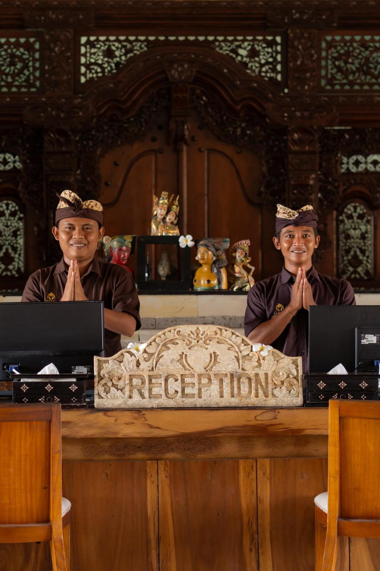 Ombak Sunset Hotel Gili Trawangan Exterior foto